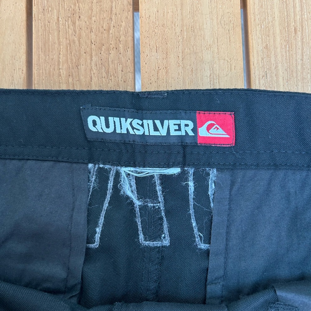 Quiksilver Men’s Black Chino Shorts Embroidered - Picture 2 of 5